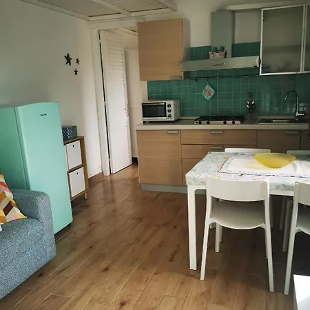 Cara Catherine Geremèas